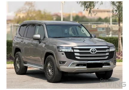 Toyota Land Cruiser GXR 2024